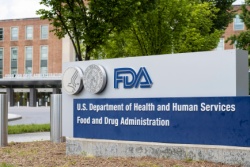 Amerikaanse voedsel- en geneesmiddelenautoriteit (FDA) Amerikaanse voedsel- en geneesmiddelenautoriteit (FDA)